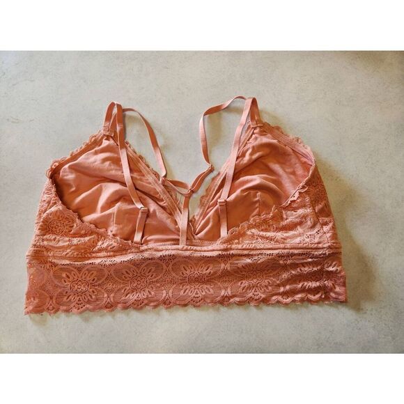 Blake & Co Size 2X Pink Strappy Lace Triangle Bralette Bra - Picture 2 of 3